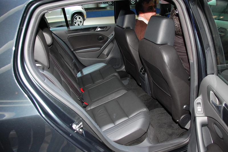 Illustration for article titled 2010 VW Golf GTI: New Look, Same Car
